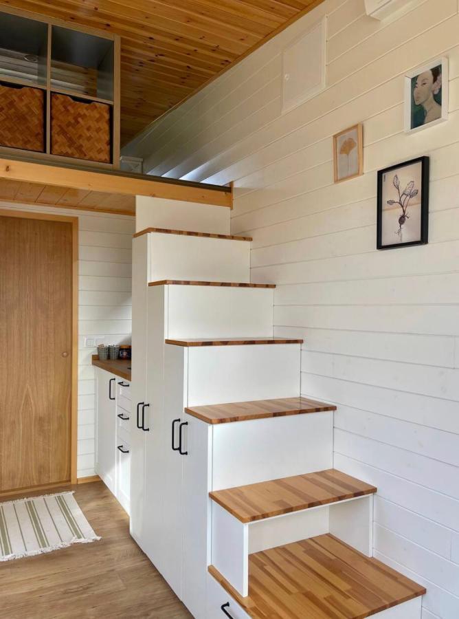 Villa Tiny House With Garden And Jacuzzi Near Amsterdam à Vijfhuizen Extérieur photo