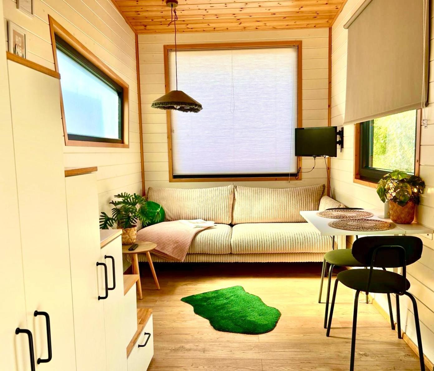 Villa Tiny House With Garden And Jacuzzi Near Amsterdam à Vijfhuizen Extérieur photo